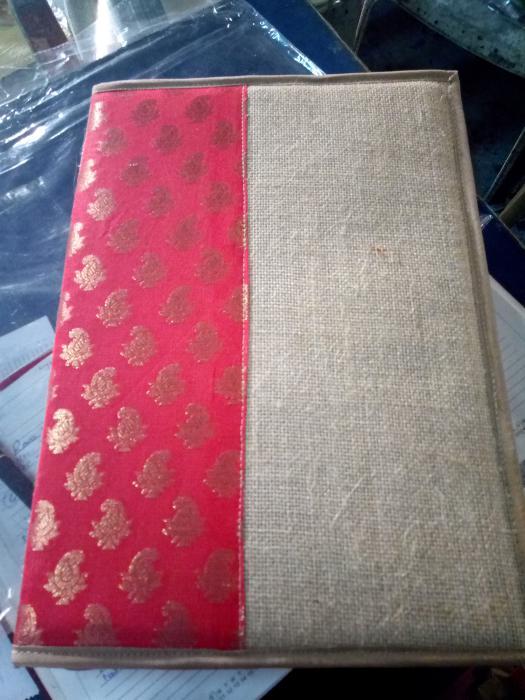 Fancy Jute Folder Design Type: With Designer Fabric