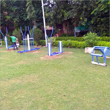 गार्डन लॉन मावर