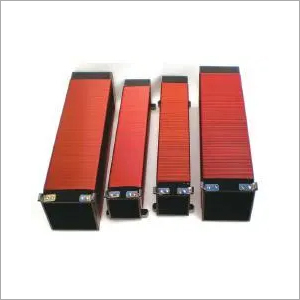 चार का काला और लाल सोलनॉइड सेट