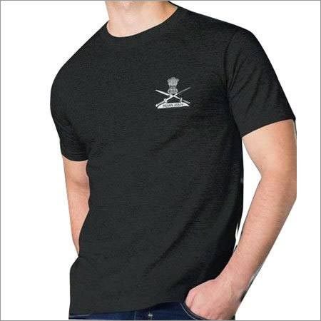 सैन्य टी-शर्ट