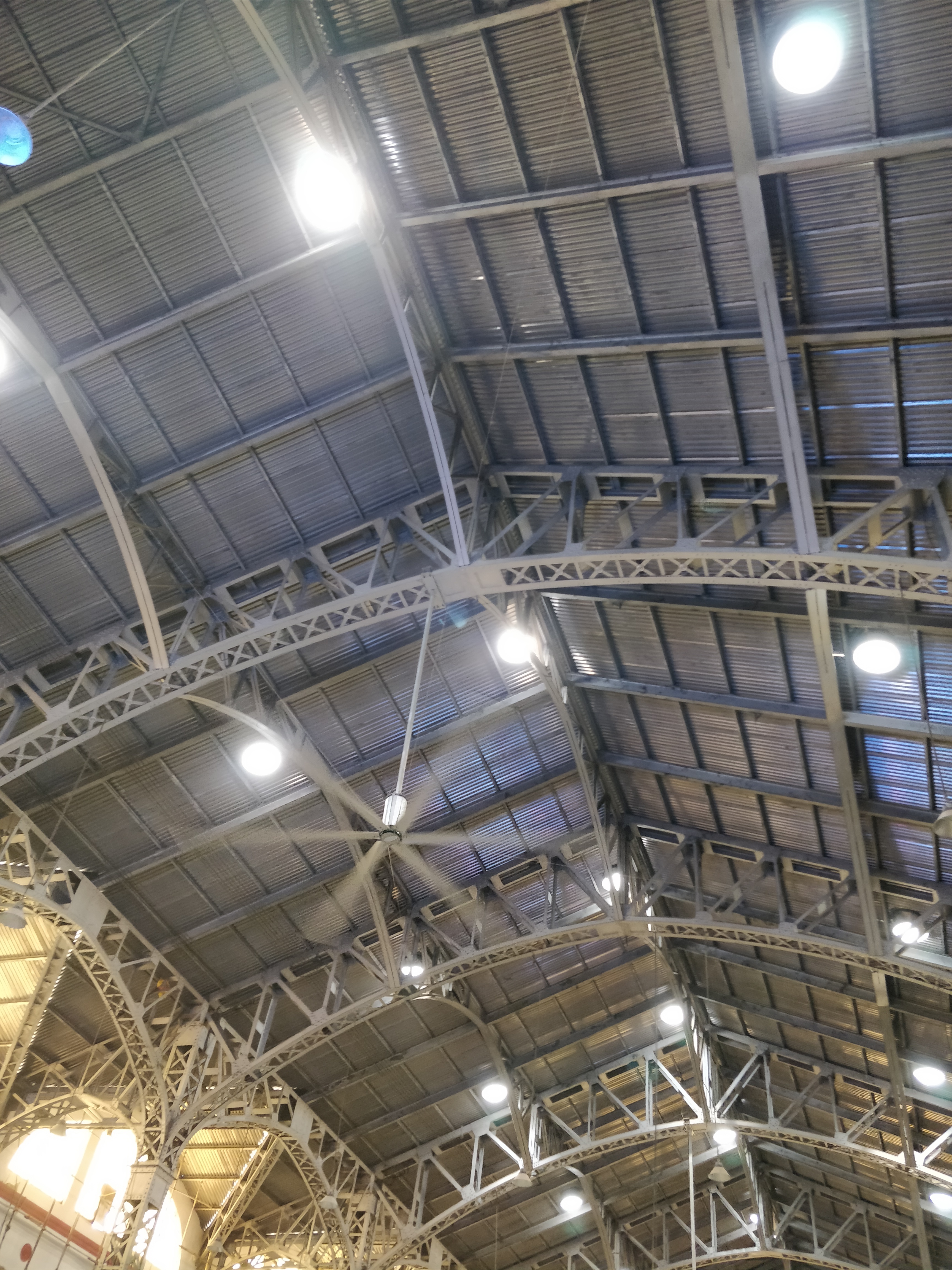 Light Ball For Non False Ceiling - Shape: Round