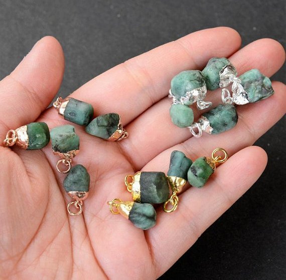 Emerald Raw Gold Cap Gemstone Pendant Size: 10-14mm