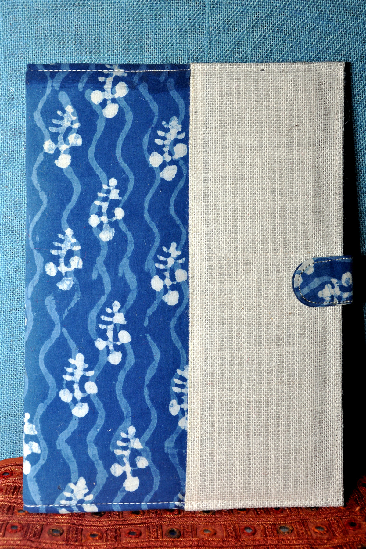 Jute File & Folder Design Type: Velcro Lock