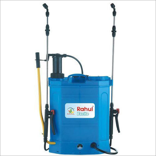 मैन्युअल स्प्रेयर