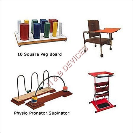 स्क्वायर पेग बोर्ड