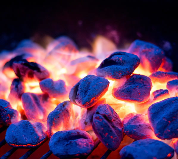 Energy Briquettes - Biomass Cylindrical 10-20 Mm, 800-1000 Kg/mâ³ Density, 4000-5000 Kcal/kg Calorific Value | Long Burn Time, High Thermal Value, Smokeless, Renewable Energy, Waste Reduction
