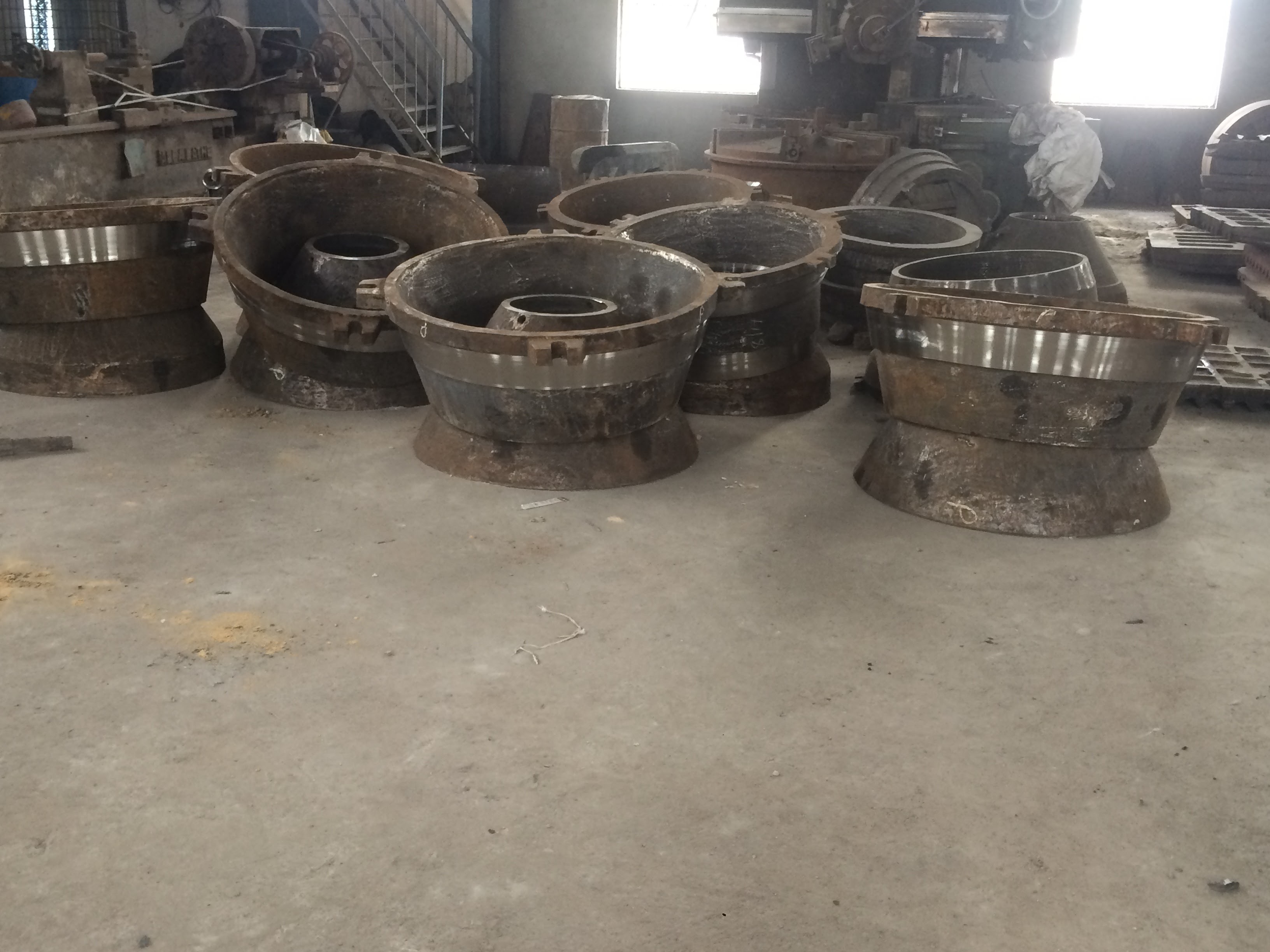 Concave Mantle Casting Application: Iron Mine