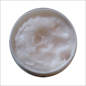 Saffron Flavor Fairness Cream