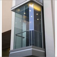 ग्लास कैप्सूल लिफ्ट