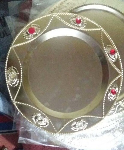चार्जर प्लेट