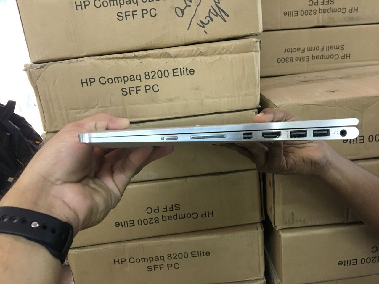 Used Hp Spectre Pro X360g / Intel Core I7 5th Gen Memory: 8 Gigabyte (Gb)