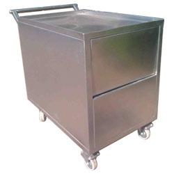 Soiled Plates Collection Trolley
