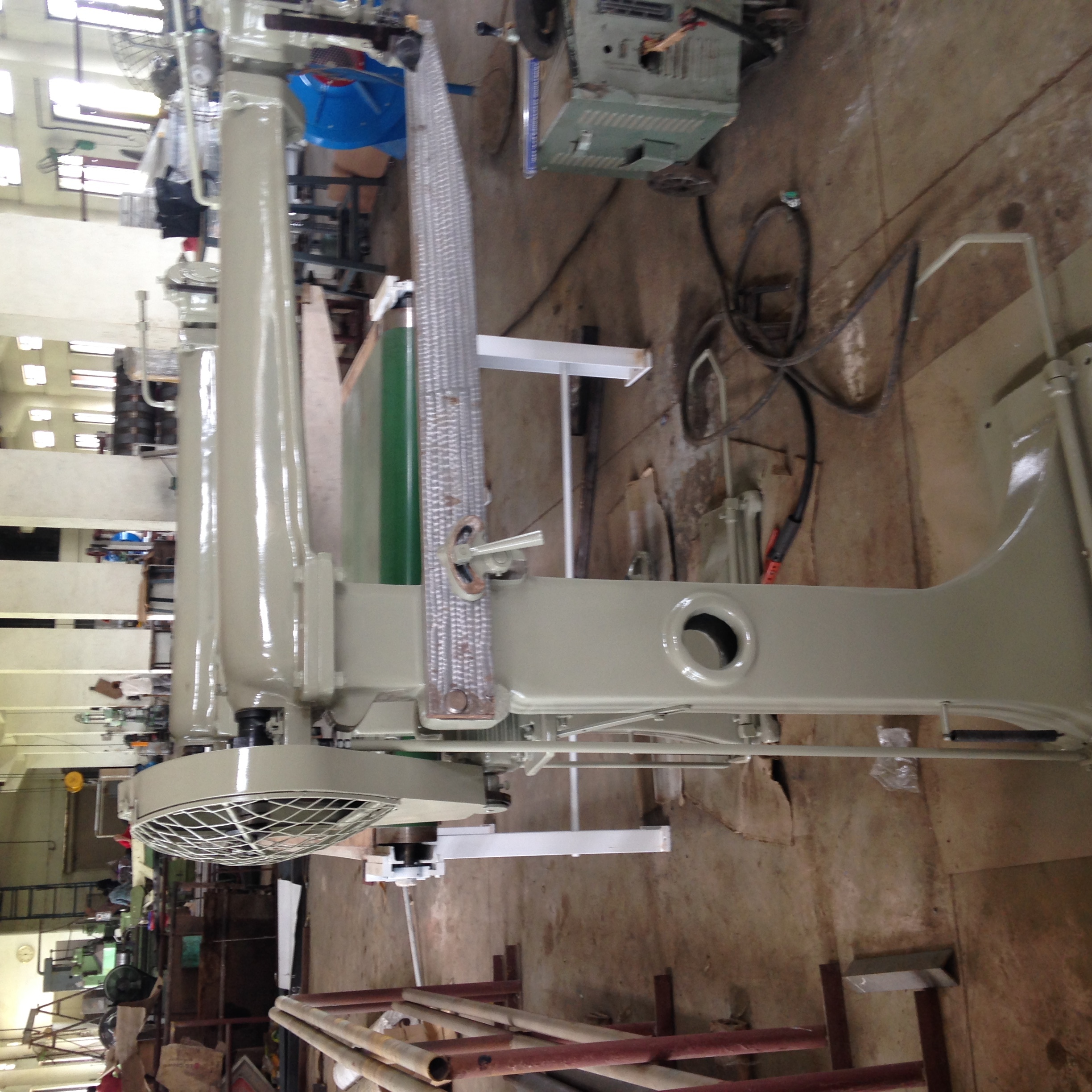 Box Stiching (Straight-vertical) Machine
