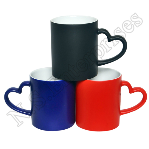 Heart Handle Magic Matte - 11oz Ceramic Color Changing Mug, Eco-Friendly Design in Black with Heart Handle for Creative Personalization