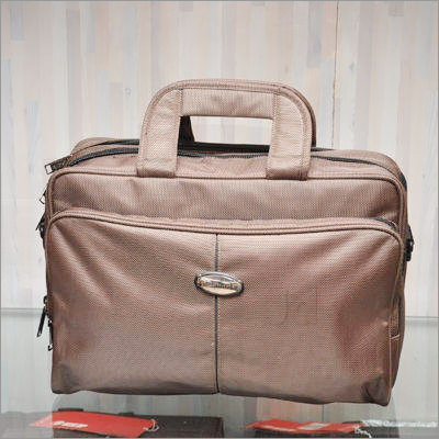 लैपटॉप ऑफिस बैग