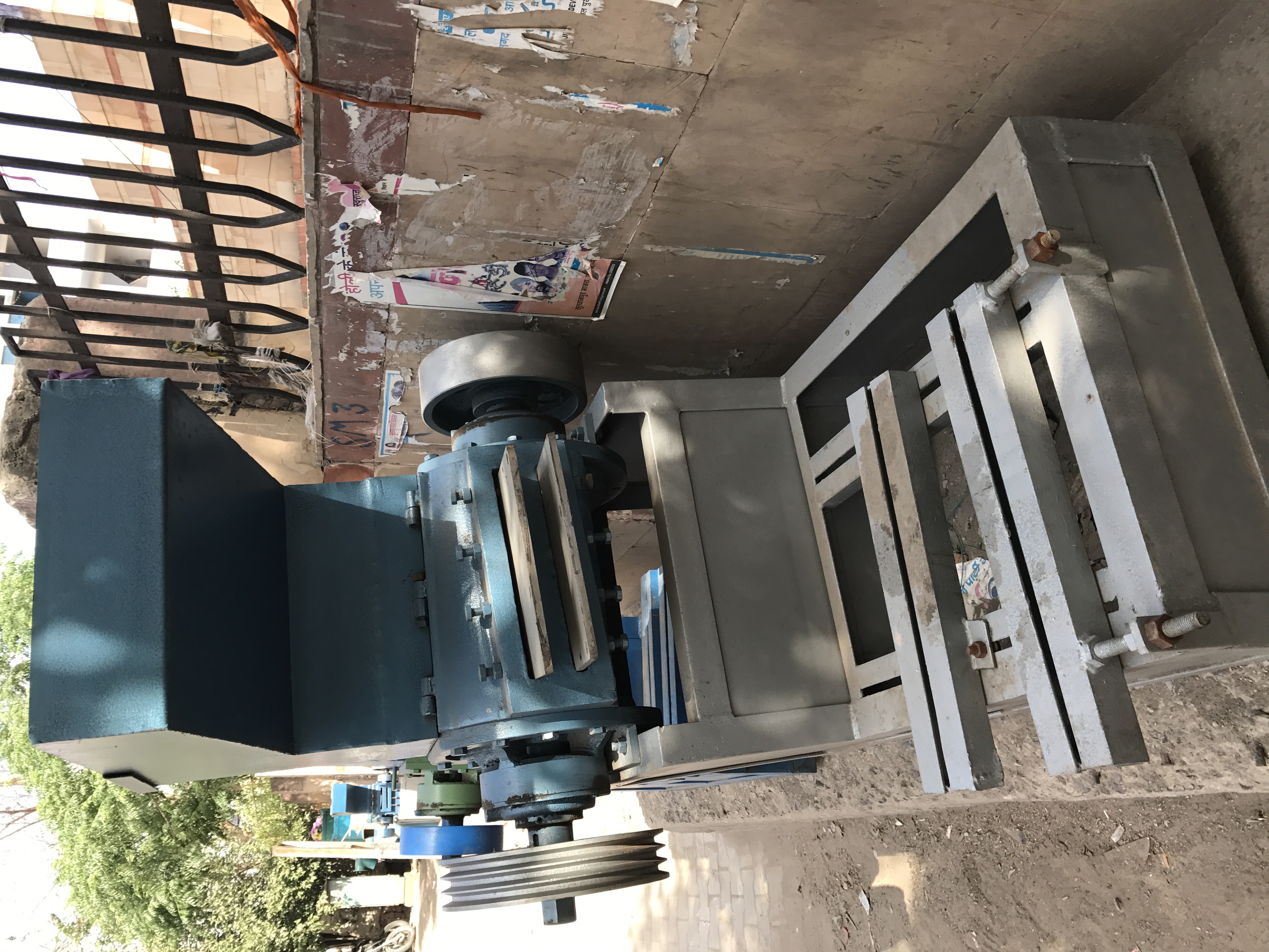 Plastic Scrap Grinder Machine - 150mm Screw Diameter, Mild Steel | Semi-automatic, 50 Hp Power, Blue And Silver Color, Human Machine Interface