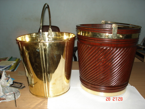 wooden bucket