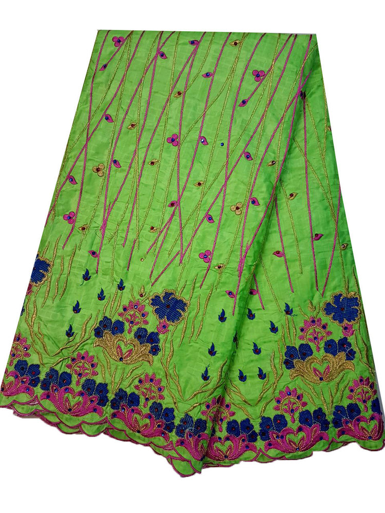 स्कार्फ हेड टाई के साथ बाज़िन कढ़ाई