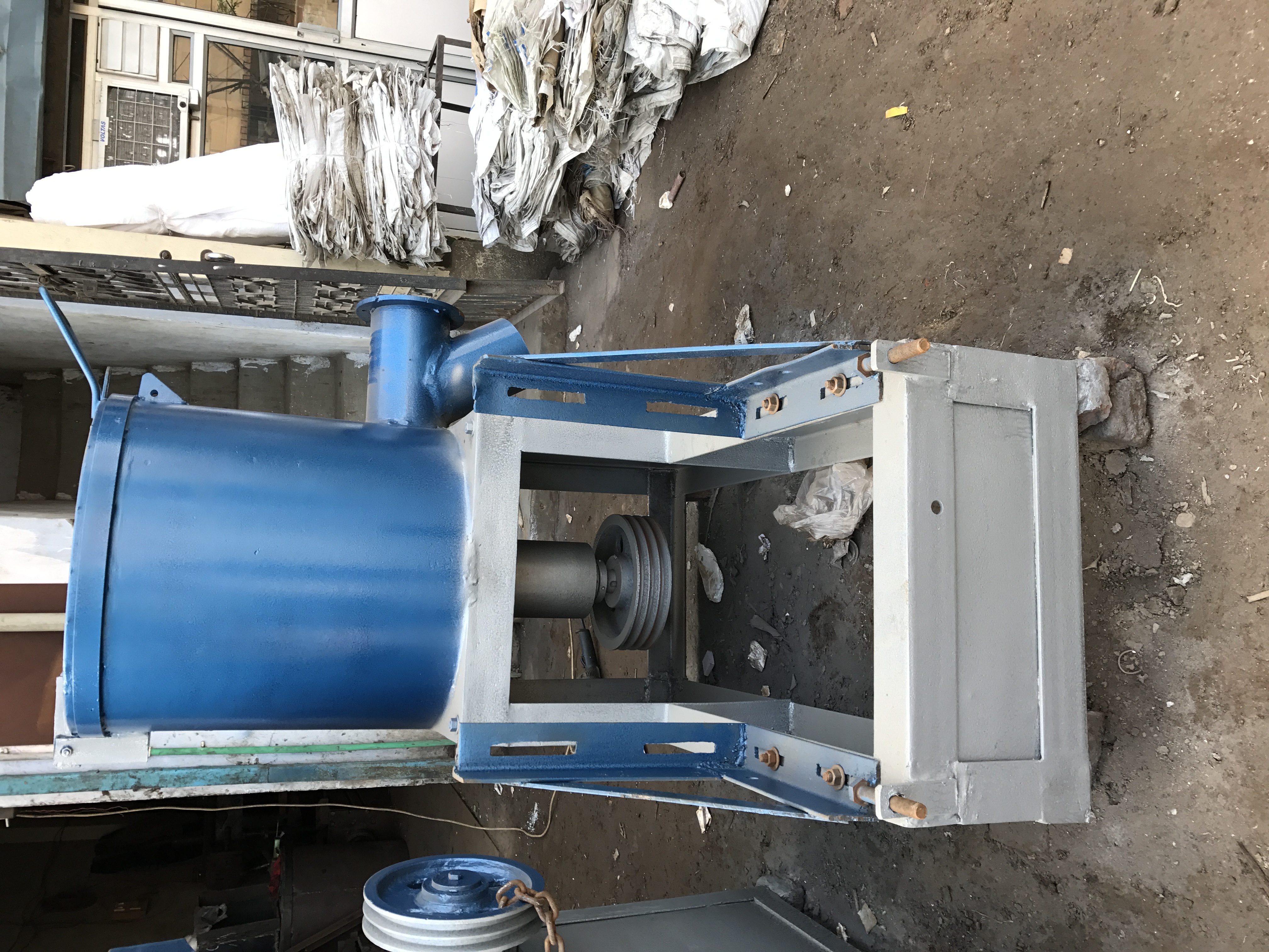 Plastic Mixer Machine - Mild Steel 250 Kg Weight Blue And Silver Color | Belt Drive Type Semi-automatic Control System 30 Capacity 7.5 Hp Power High Speed
