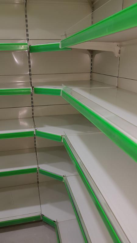 L Shaped Racks Capacity: 70 To 90