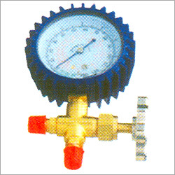 थ्री वे वाल्व