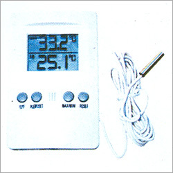 डिजिटल थर्मामीटर