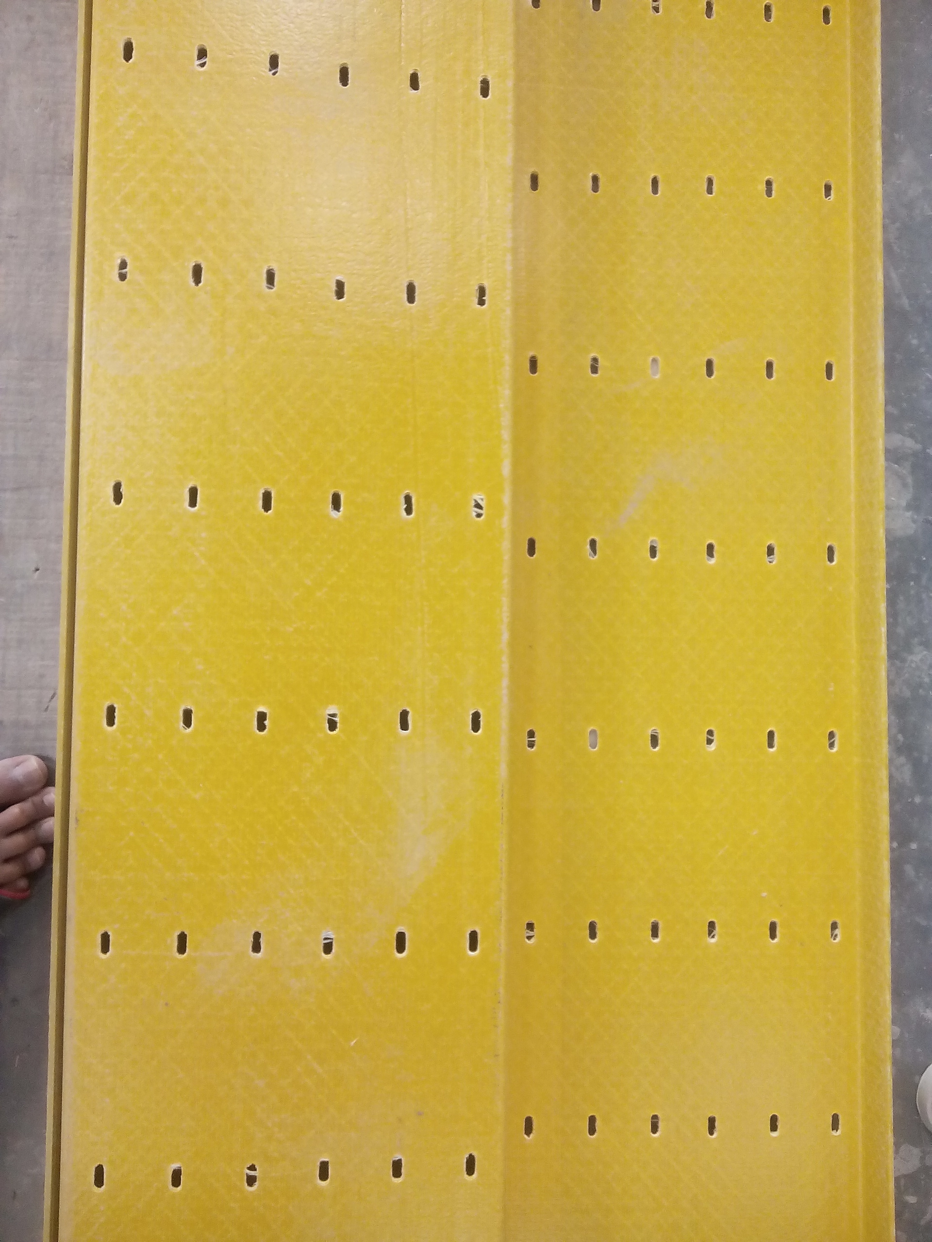 Yellow Fiberglass Electrical Cable Tray