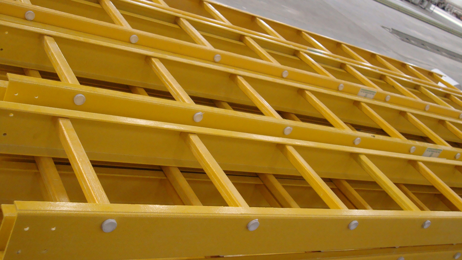 Yellow Fiberglass Electrical Cable Tray