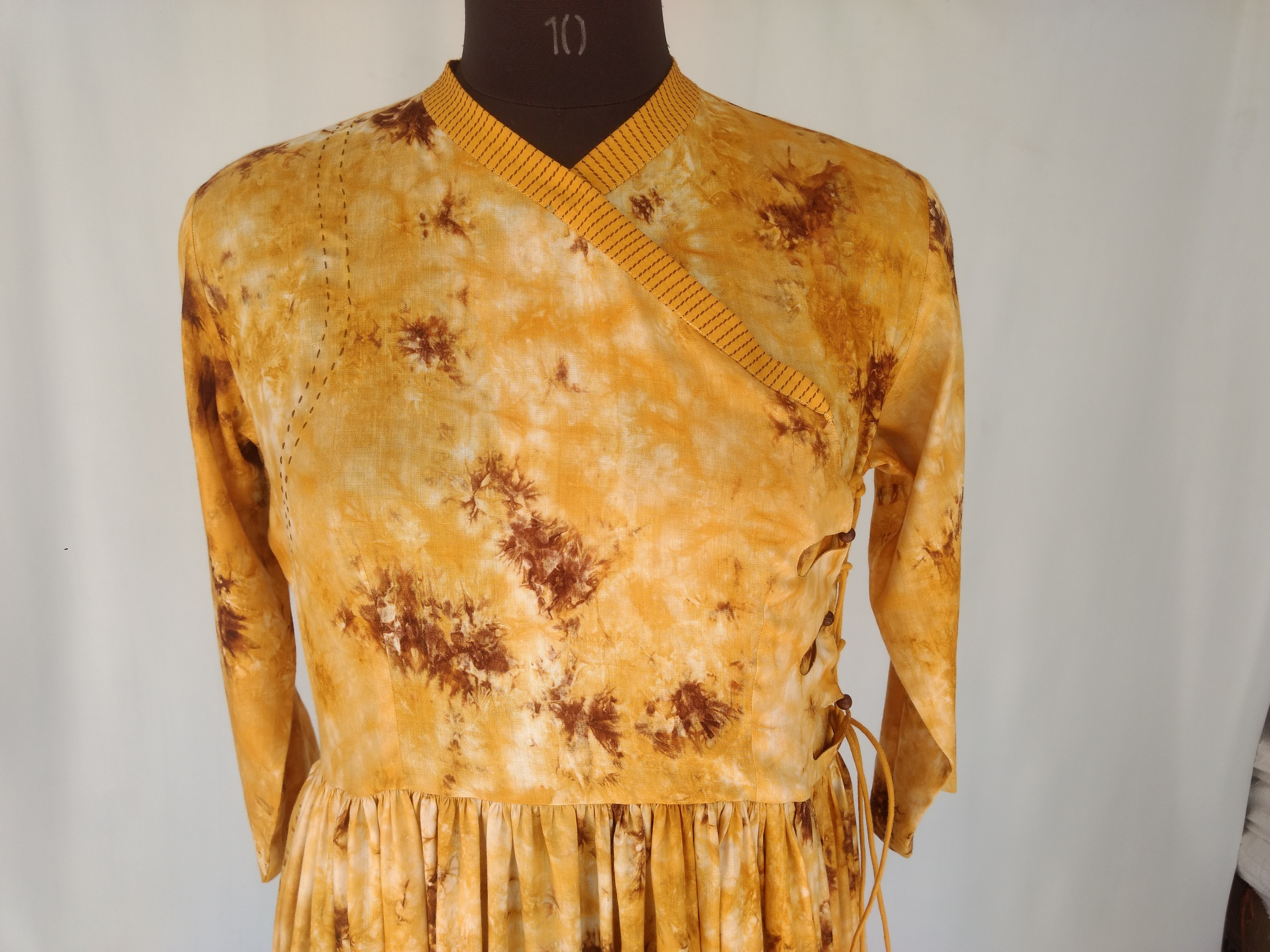 Rayon Kurti