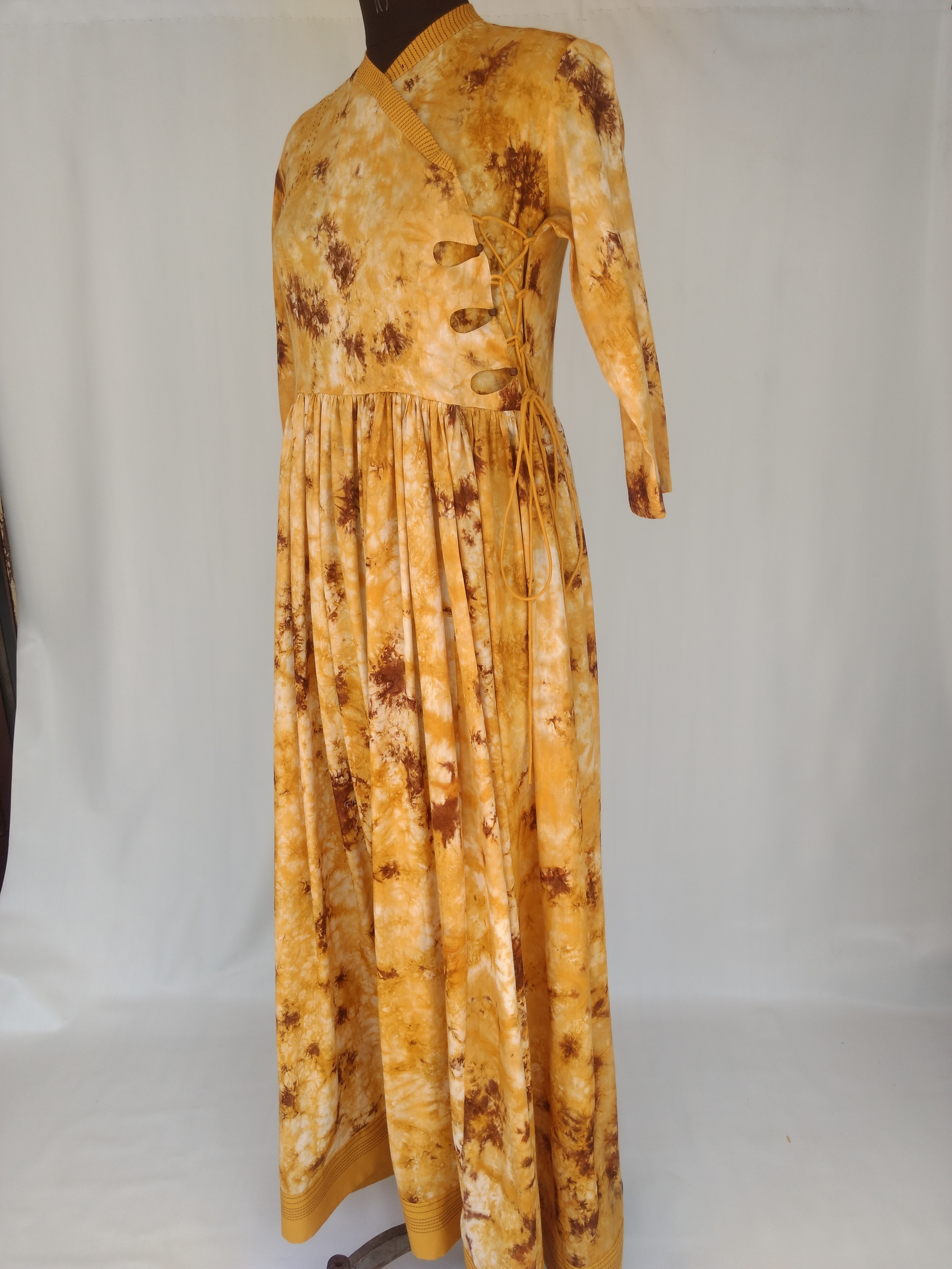 Rayon Kurti