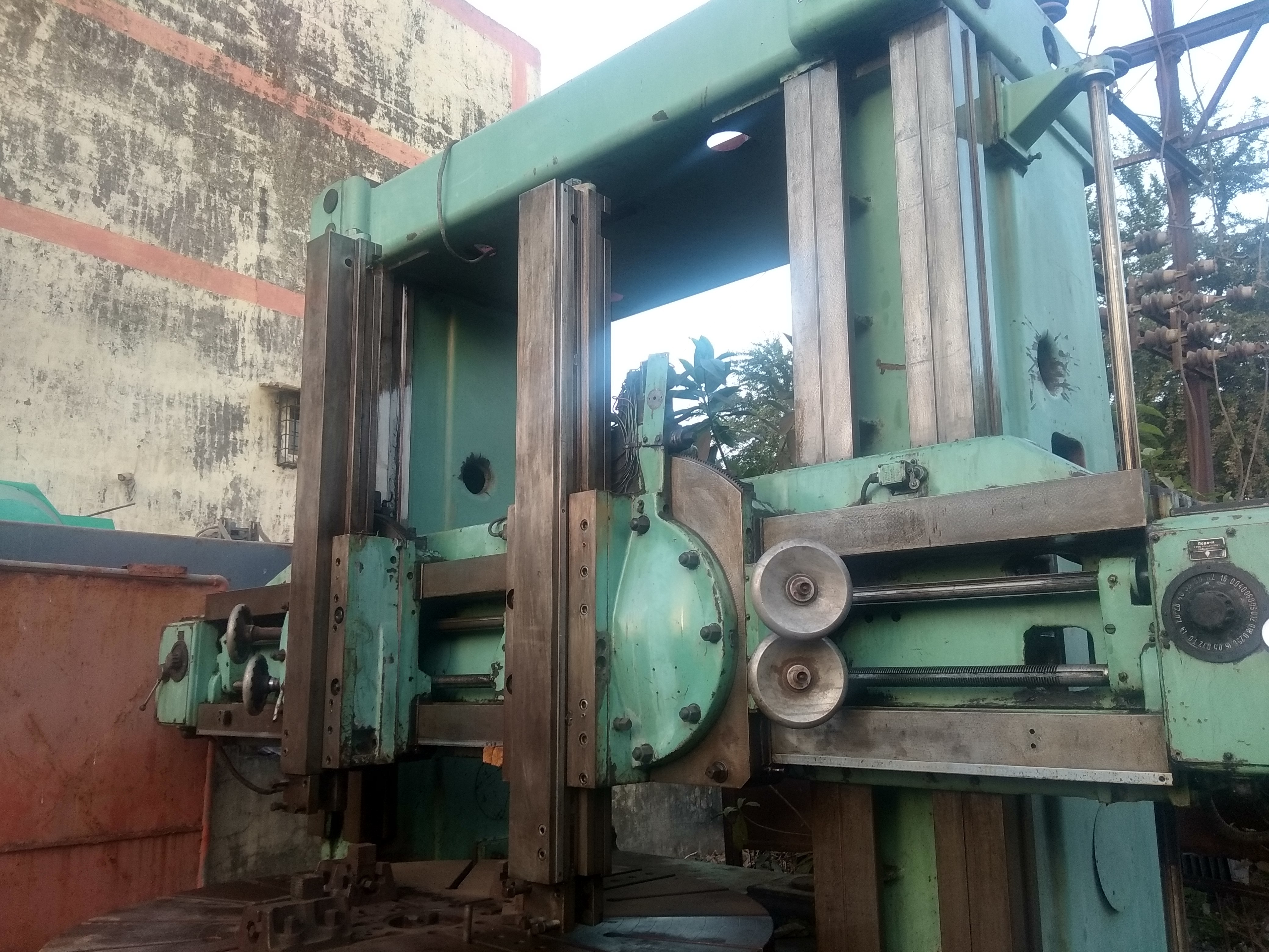 Vertical Turning Lathe - Steel, Chuck: 2100mm, Swing: 2300mm, Height: 1600mm | Durable, Efficient, Heavy-duty, High Precision, Two Rams, Threading Attachment