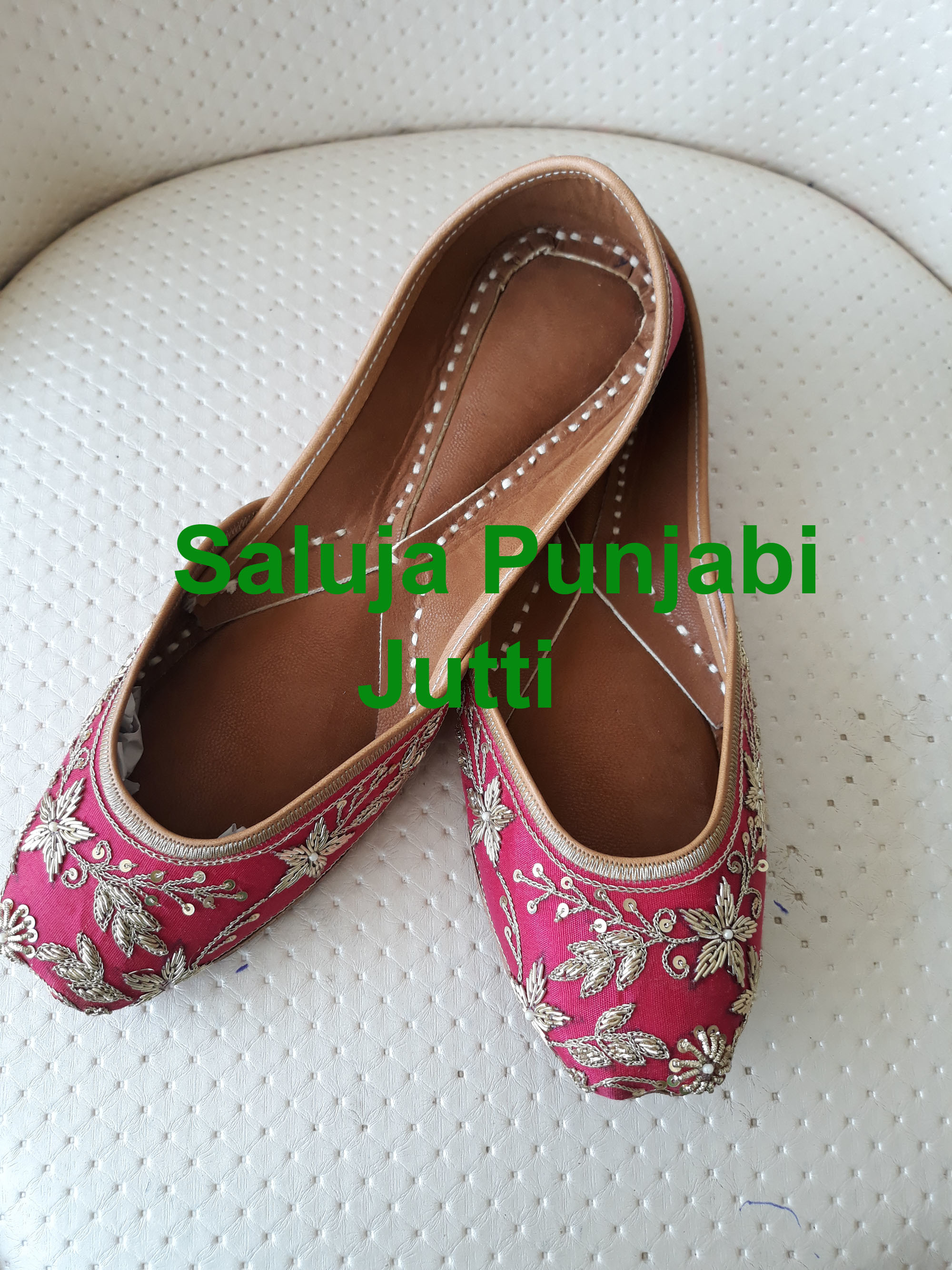 Majenta Multi Color Embroidered Jutti