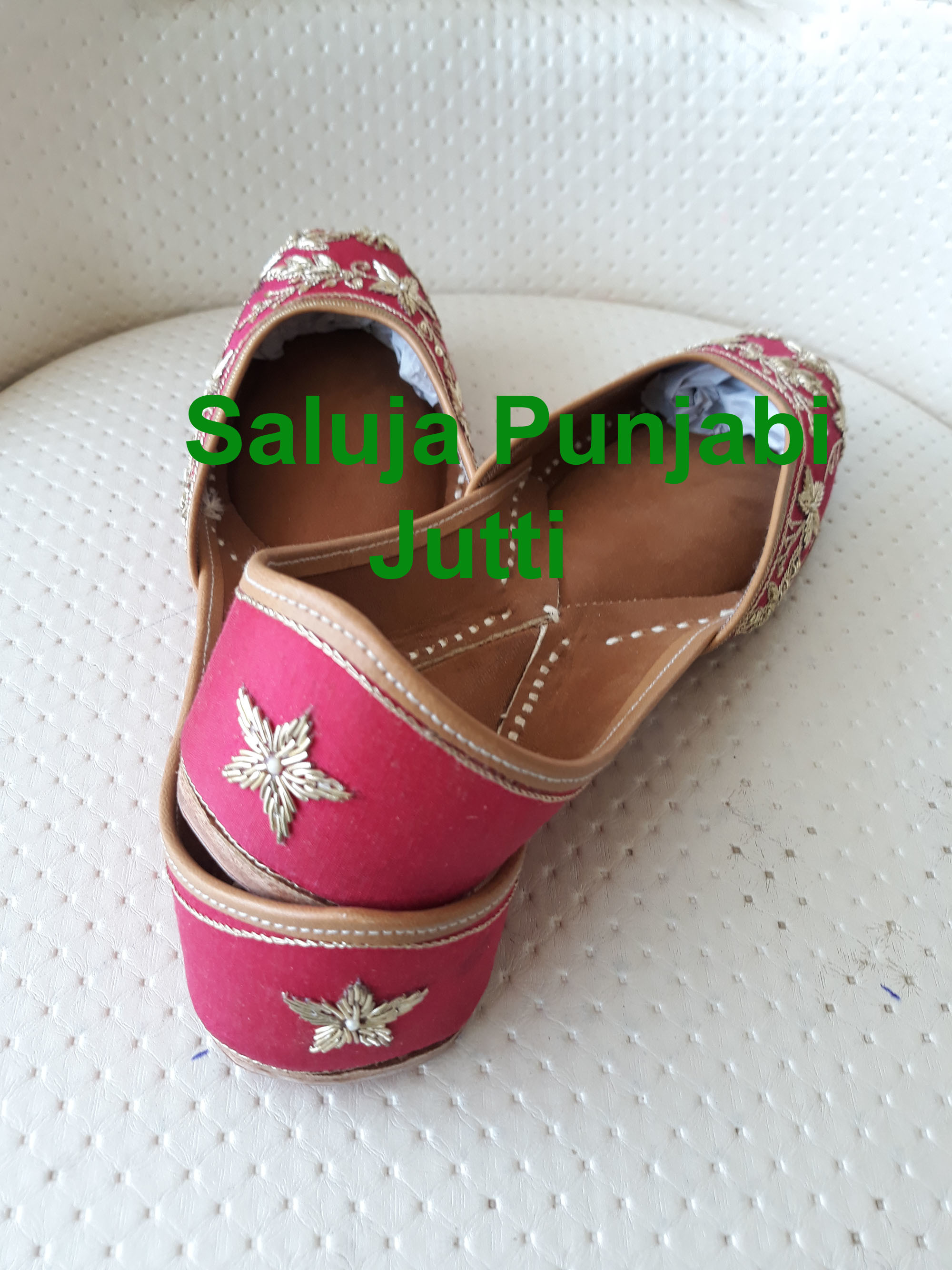 Majenta Multi Color Embroidered Jutti