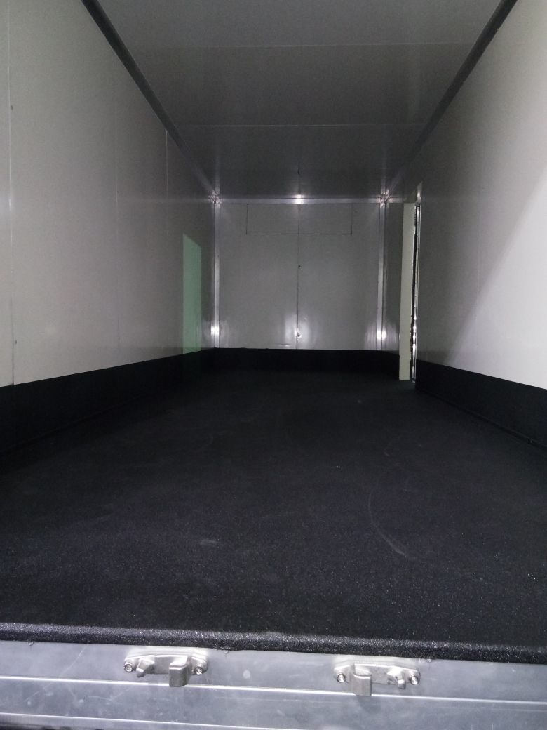 Tail Lift Reefer Truck