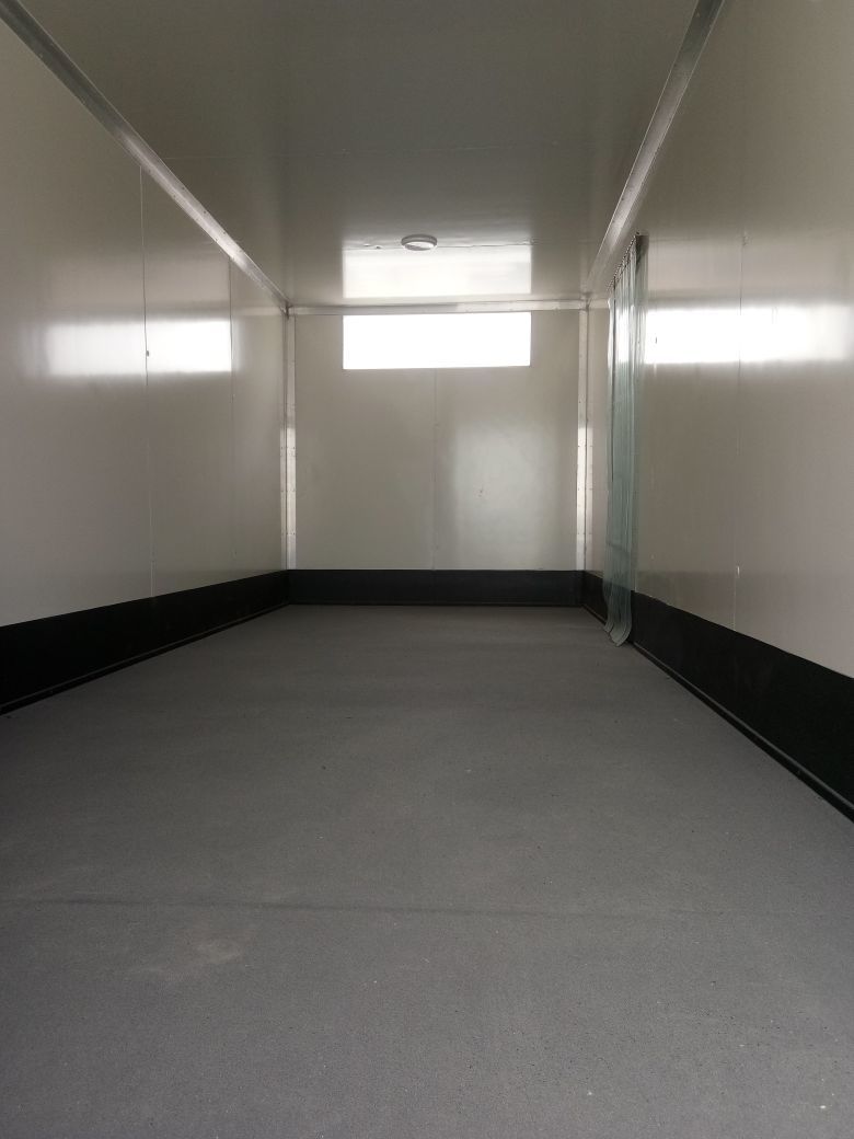 Tail Lift Reefer Truck