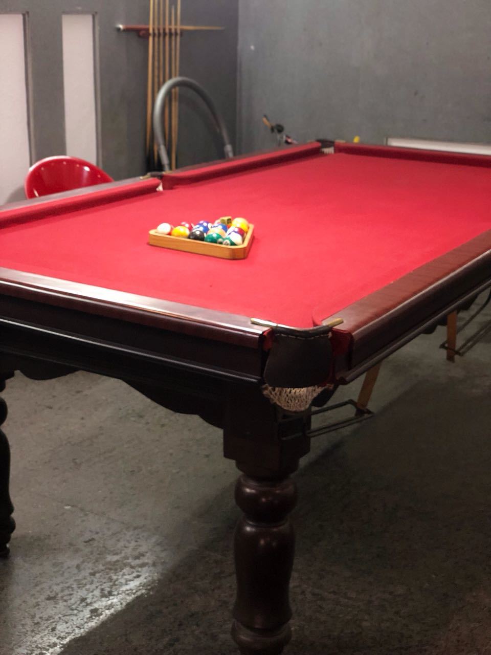 Professional Pool Table - Premium Solid Wood Design | Classic Green Felt Surface, Beautifully Crafted Finishing