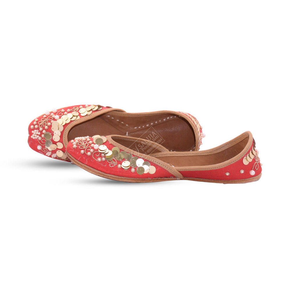 Bridal Punjabi Jutti Red Color With Golden Work For Ladies Heel Size: Flat