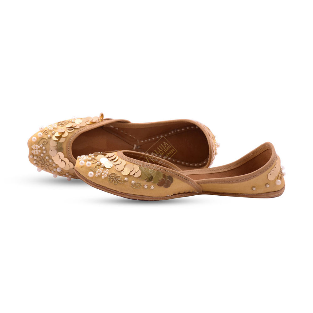 Marriage Party Wear Punjabi Jutti Golden Color With Hand Work For Ladies Heel Size: Flat