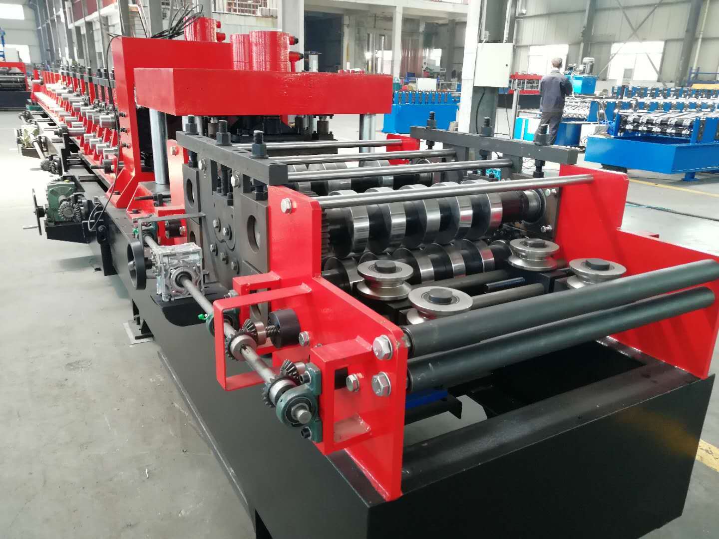 Fully Automatic C Purlin Roll Forming Machine