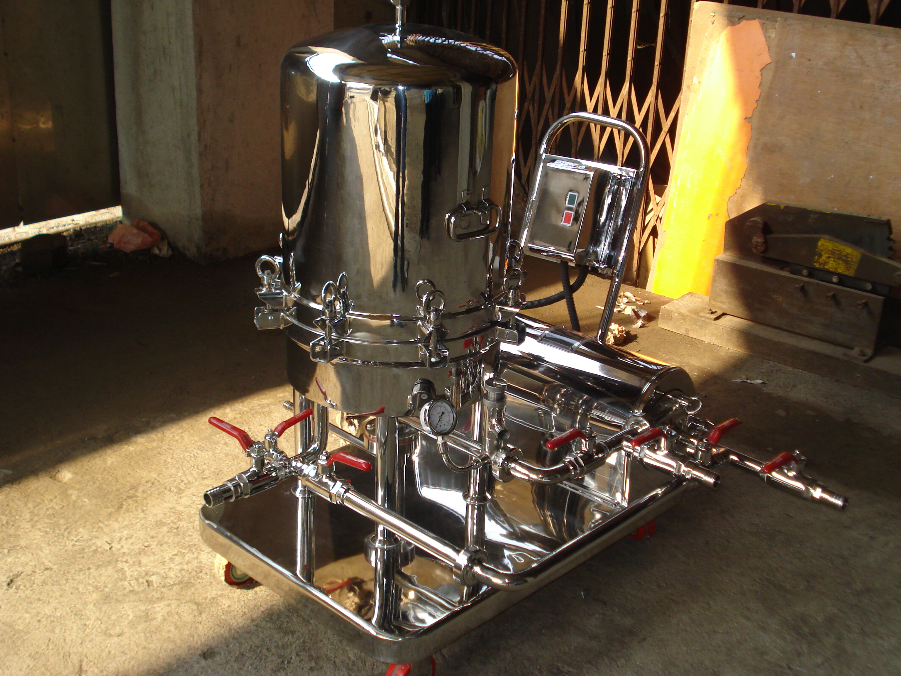 Sparkler Type Filter Press - Stainless Steel | Horizontal Semi-automatic Filtration System For Crystal Clear Pharmaceuticals, Chemicals, Beverages, And More, Includes Ss Trolley With Heavy Duty Castor Wheels, Custom Pump Options, Built-in Recirculation System