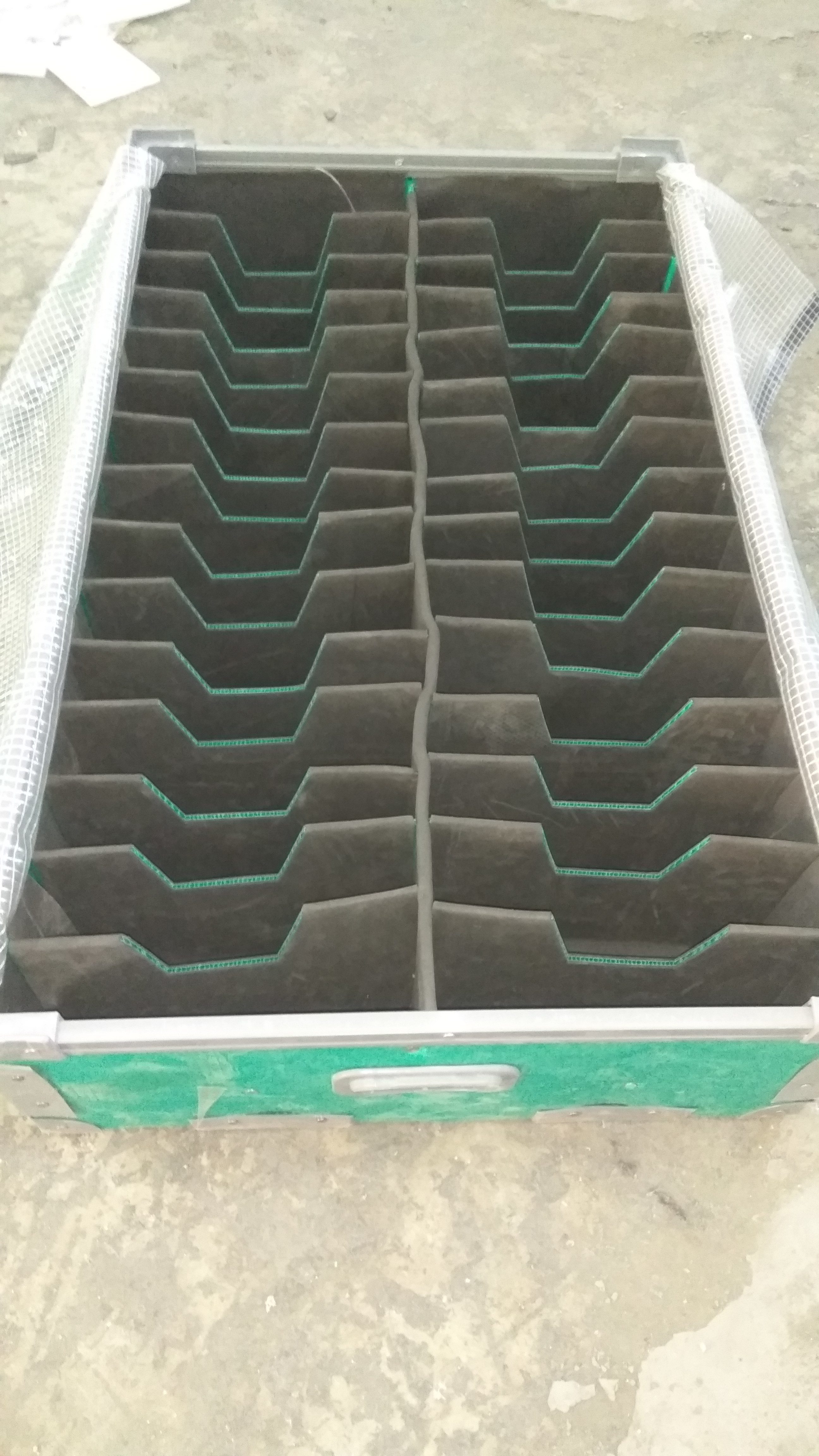 Pp Molded Carats - Polypropylene, 1-5 Mm Size, Opaque Blue | Lightweight, High Strength, Crack Resistant, Sturdy Design, Perfect Finish