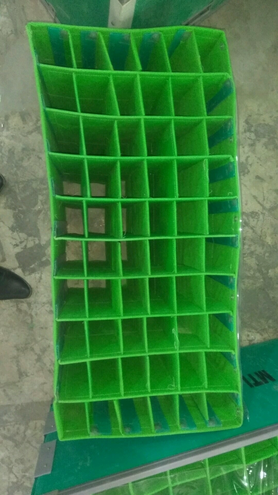 Pp Molded Carats - Polypropylene, 1-5 Mm Size, Opaque Blue | Lightweight, High Strength, Crack Resistant, Sturdy Design, Perfect Finish