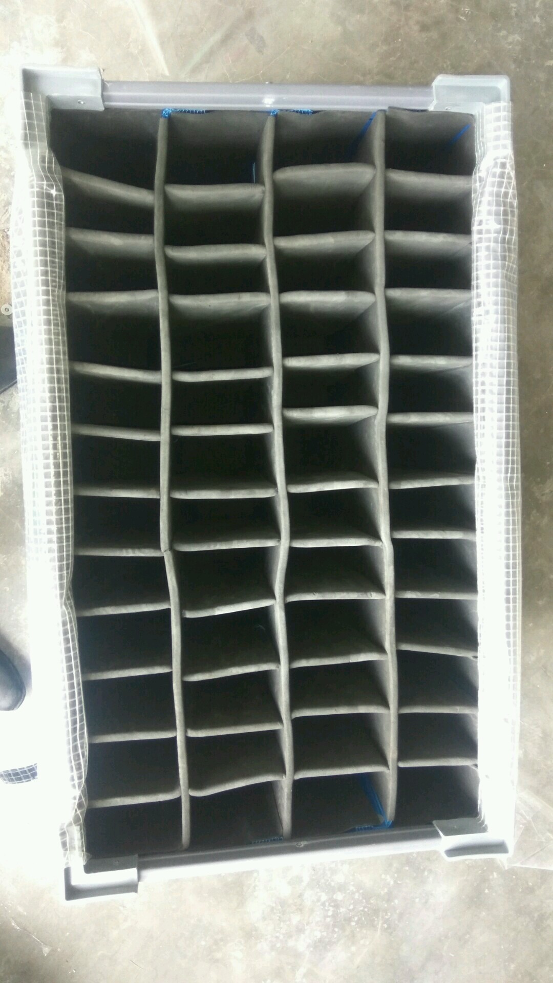 Pp Molded Carats - Polypropylene, 1-5 Mm Size, Opaque Blue | Lightweight, High Strength, Crack Resistant, Sturdy Design, Perfect Finish