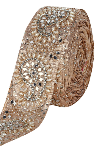 गोटा लेस डेकोरेशन मटीरियल: बीड्स