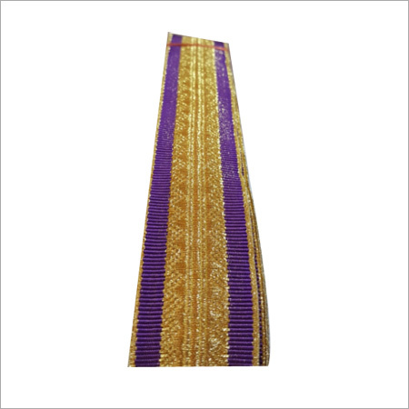 बैंगनी हस्तनिर्मित ज़री लेस