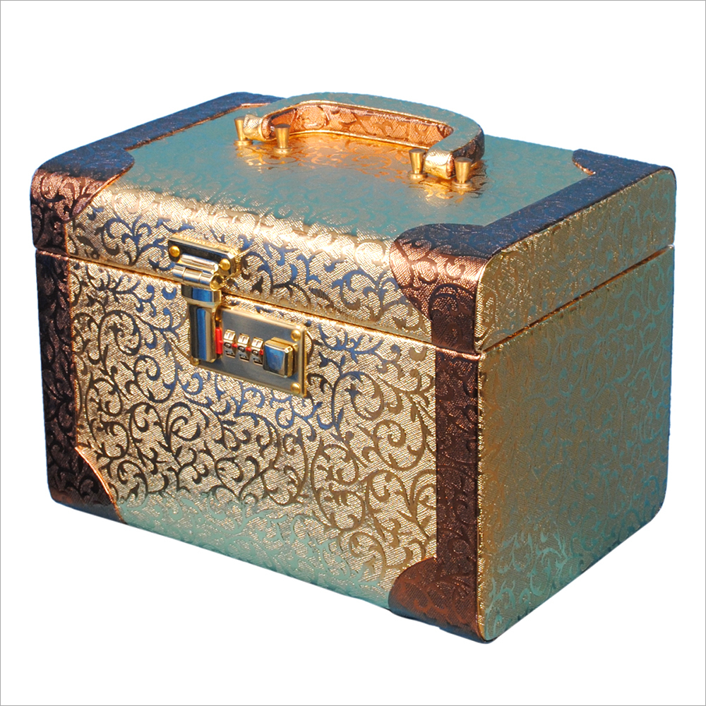 Bridal makeup box discount