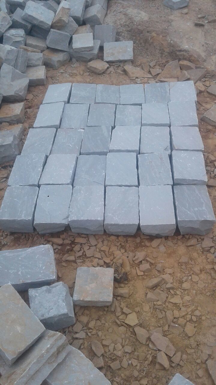 Kandla Grey Cobble Slabs