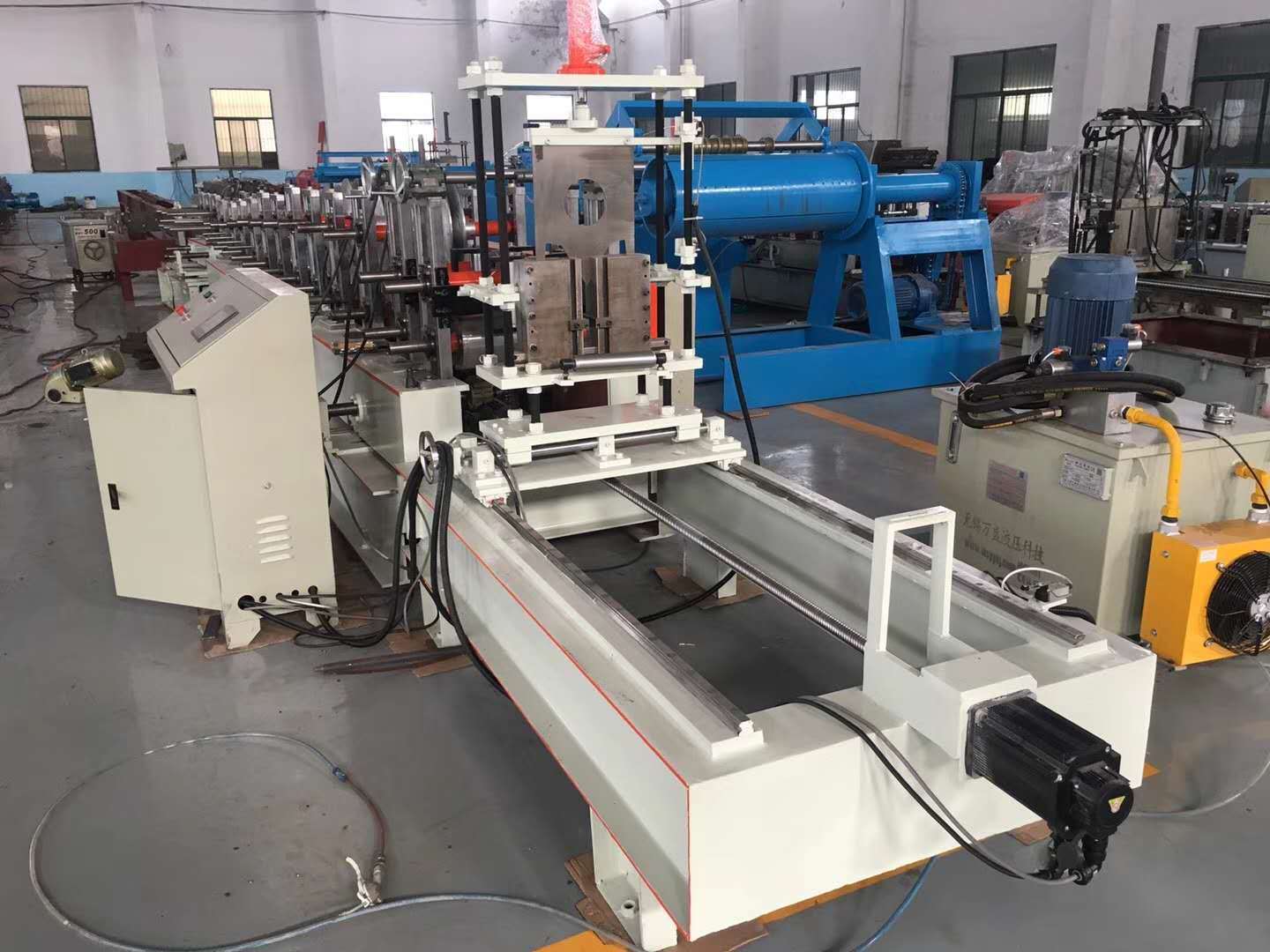 Automatic Aluminum U Baffle Ceiling Roll Forming Machine