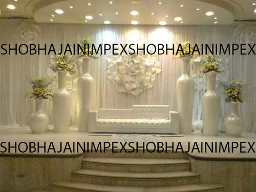 मल्टीपल सेट इंग्लिश फ्लावर पॉट की ऊंचाई: 15-18 इंच (इंच)