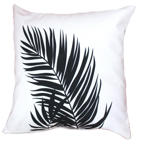 डिजिटल प्रिंटेड पत्ते के डिज़ाइन वाला कुशन कवर